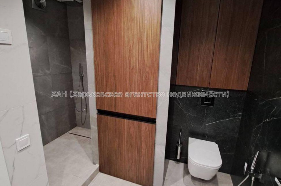 Продам квартиру, Профессора Атамановского ул. , 3 кім., 83 м², авторский дизайн 
