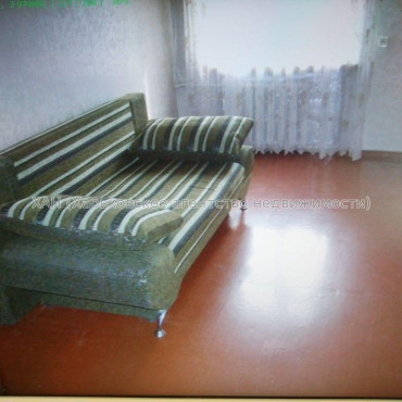 Продам квартиру, Верховский пер. , 2 кім., 42.50 м², косметический ремонт 