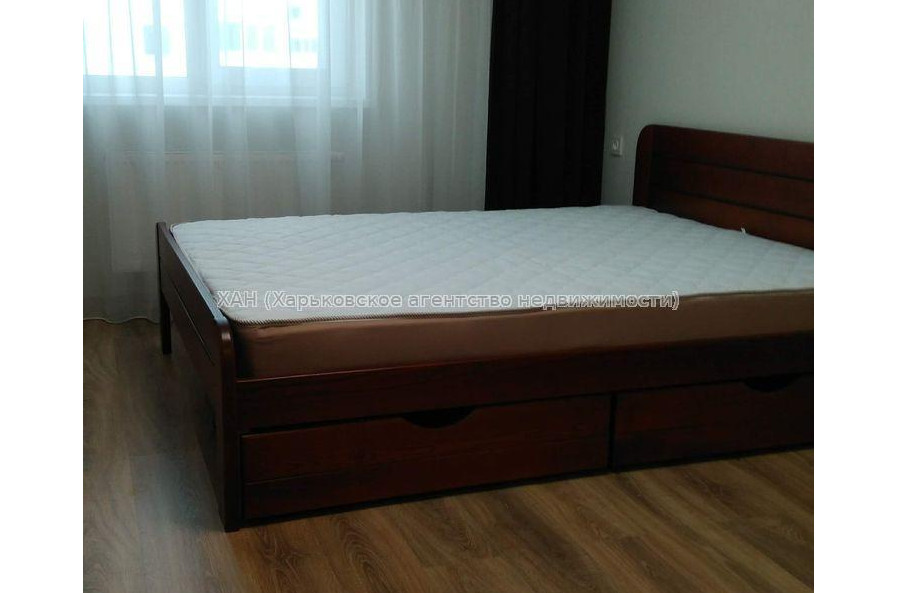 Продам квартиру, Шевченковский пер. , 1 кім., 35 м², евроремонт 