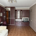 Продам квартиру, Гвардейцев Широнинцев ул. , 2  ком., 46 м², капитальный ремонт 