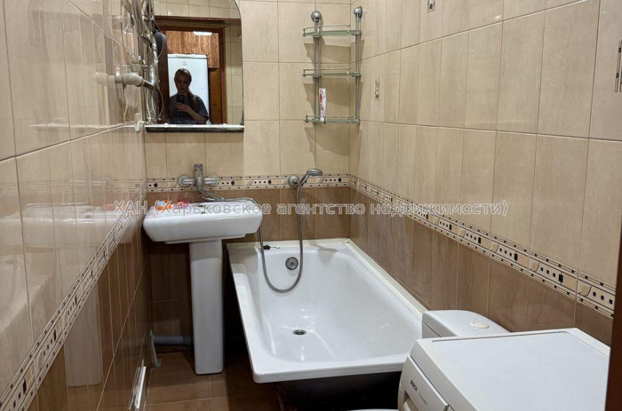 Продам квартиру, Гвардейцев Широнинцев ул. , 2  ком., 46 м², капитальный ремонт 