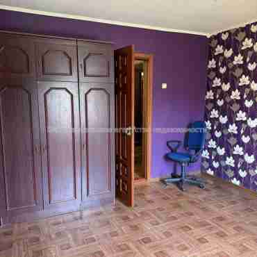 Продам квартиру, Гвардейцев Широнинцев ул. , 2  ком., 46 м², капитальный ремонт 