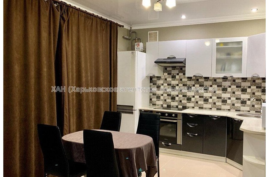 Продам квартиру, Салтовское шоссе , 1 кім., 44 м², евроремонт 