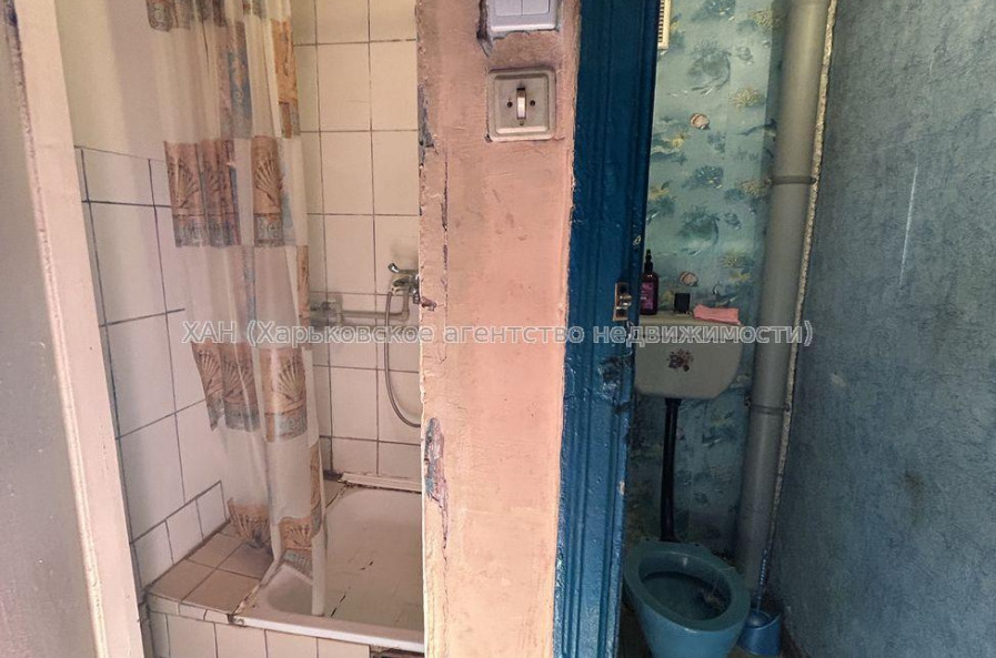 Продам квартиру, Василия Мельникова ул. , 1 кім., 14 м², косметический ремонт 
