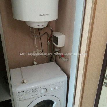 Продам квартиру, Мирослава Мисли ул. , 1 кім., 20 м², евроремонт 