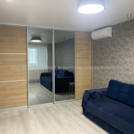 Продам квартиру, Георгия Тарасенко ул. , 1 кім., 39 м², евроремонт
