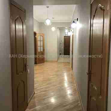 Продам квартиру, Лопатинский пер. , 2 , 4 кім., 156 м², евроремонт 