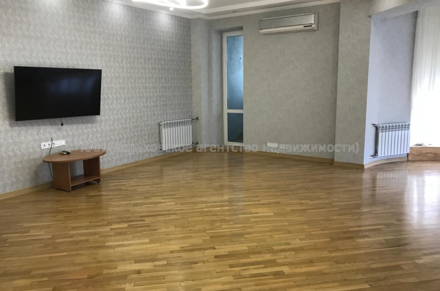 Продам квартиру, Лопатинский пер. , 2 , 4 кім., 156 м², евроремонт 