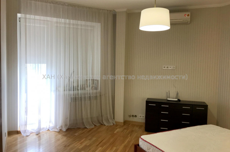 Продам квартиру, Лопатинский пер. , 2 , 4 кім., 156 м², евроремонт 