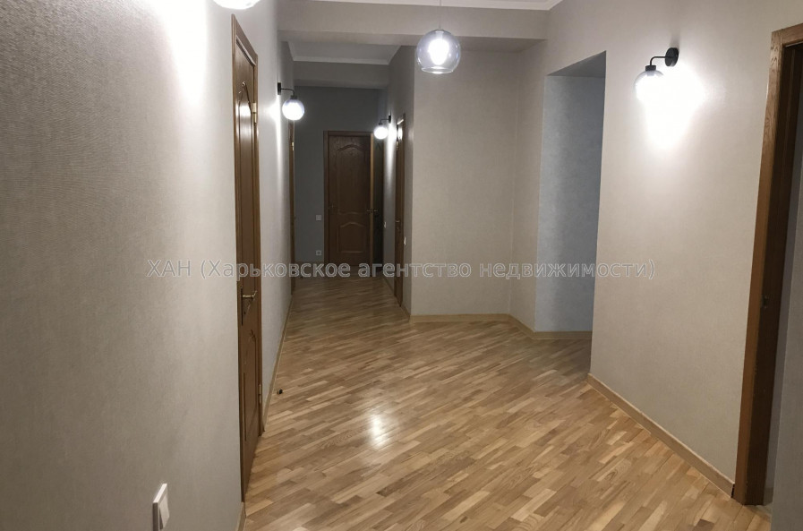 Продам квартиру, Лопатинский пер. , 2 , 4 кім., 156 м², евроремонт 