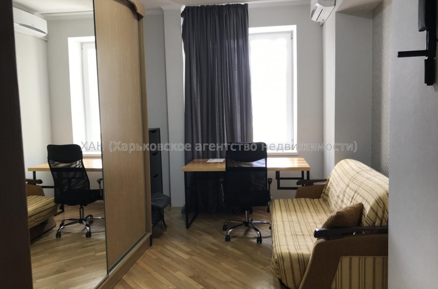 Продам квартиру, Лопатинский пер. , 2 , 4 кім., 156 м², евроремонт 