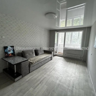 Продам квартиру, Бучмы ул. , 1 кім., 37 м², капитальный ремонт 