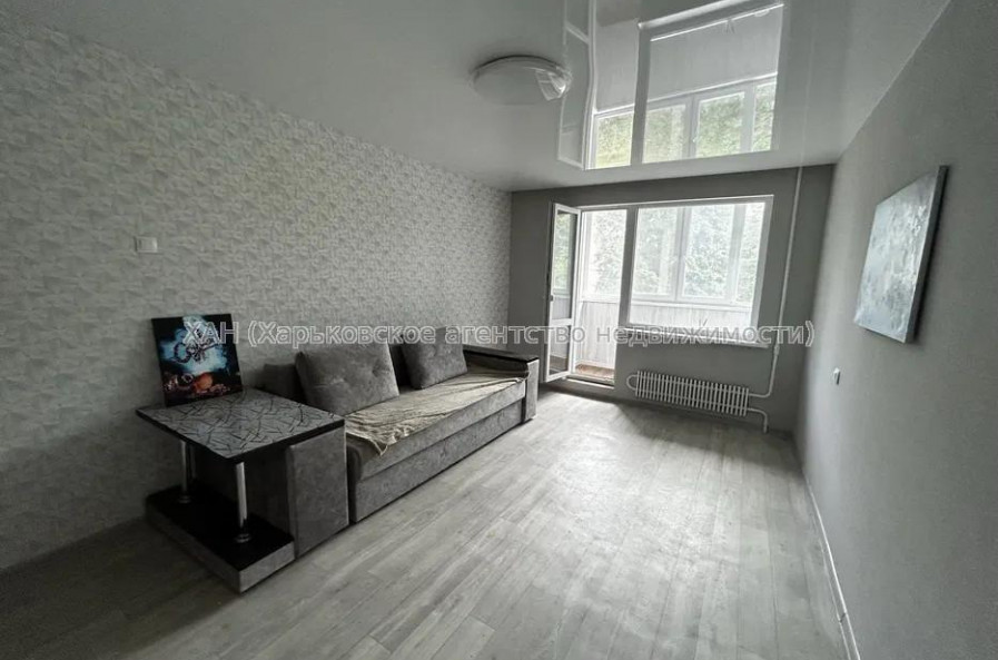 Продам квартиру, Бучмы ул. , 1 кім., 37 м², капитальный ремонт 