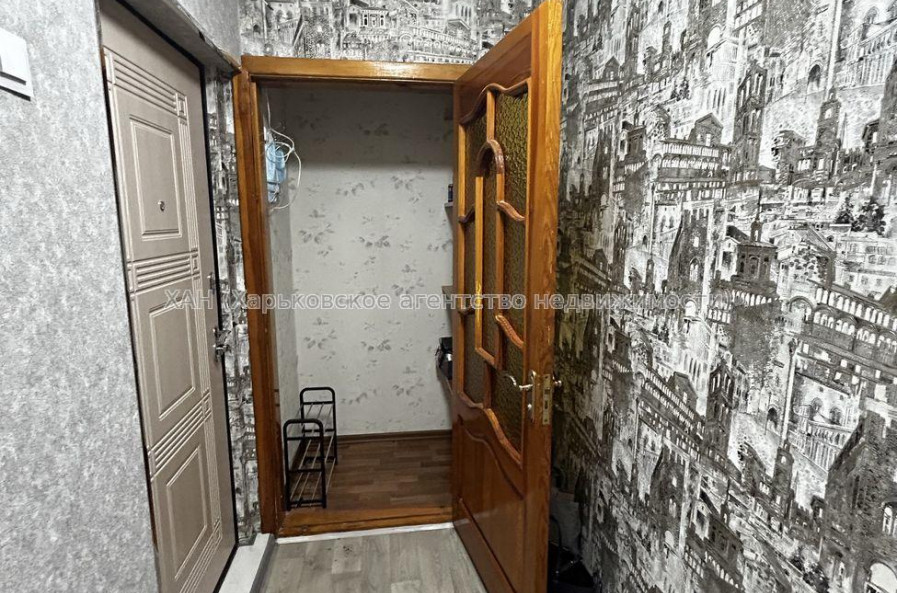 Продам квартиру, Бучмы ул. , 1 кім., 37 м², капитальный ремонт 