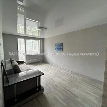 Продам квартиру, Бучмы ул. , 1 кім., 37 м², капитальный ремонт 