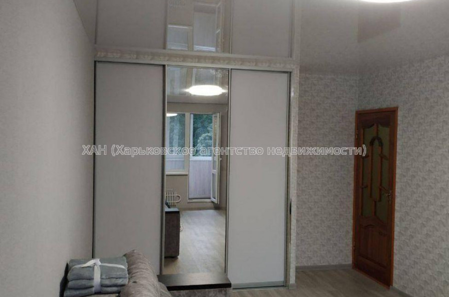 Продам квартиру, Бучмы ул. , 1 кім., 37 м², капитальный ремонт 
