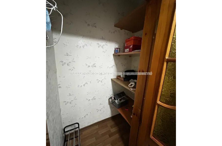 Продам квартиру, Бучмы ул. , 1 кім., 37 м², капитальный ремонт 