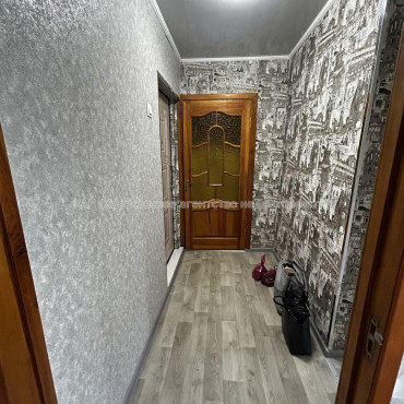 Продам квартиру, Бучмы ул. , 1 кім., 37 м², капитальный ремонт 