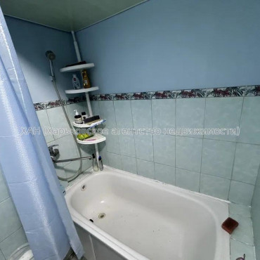 Продам квартиру, Бучмы ул. , 1 кім., 37 м², капитальный ремонт 