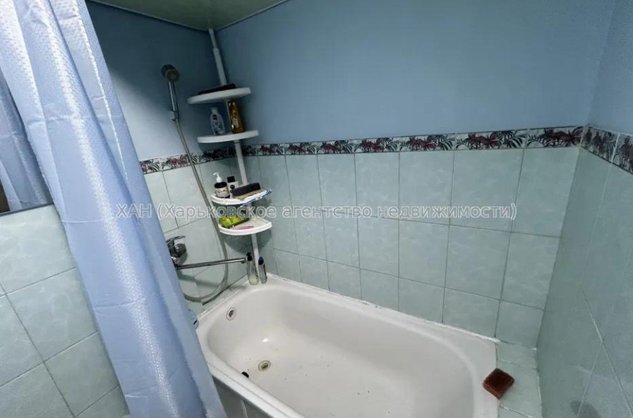 Продам квартиру, Бучмы ул. , 1 кім., 37 м², капитальный ремонт 