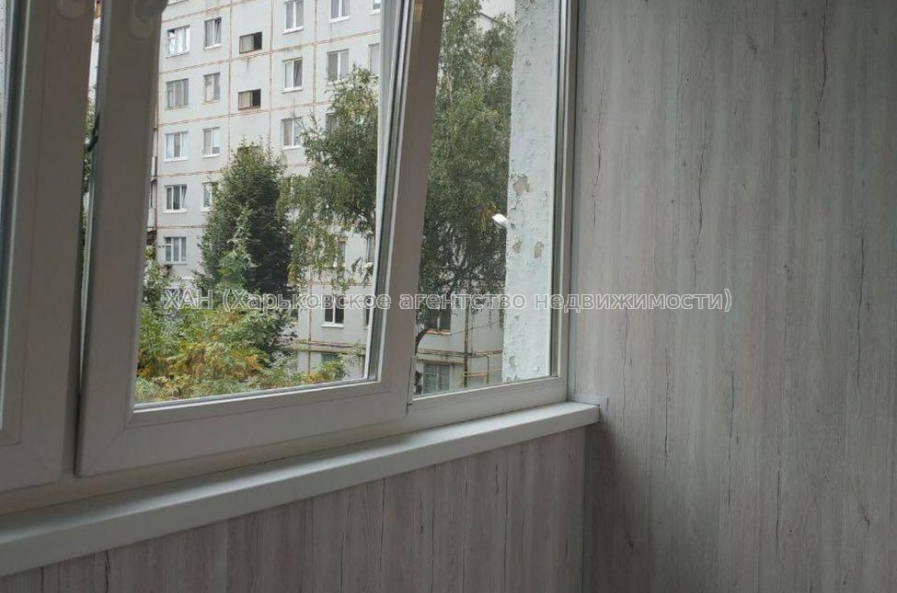 Продам квартиру, Бучмы ул. , 1 кім., 37 м², капитальный ремонт 
