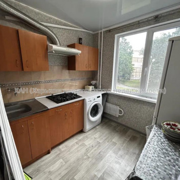 Продам квартиру, Бучмы ул. , 1 кім., 37 м², капитальный ремонт 