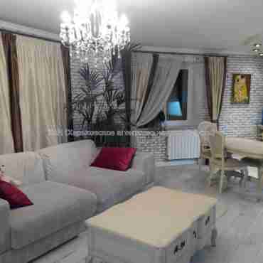 Продам квартиру, Гвардейцев Широнинцев ул. , 3 кім., 108.30 м², евроремонт 