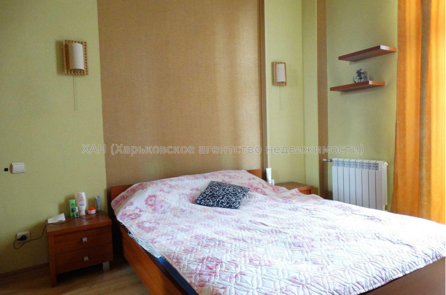 Продам квартиру, Культуры ул. , 3 кім., 65 м², капитальный ремонт 