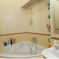 Продам квартиру, Культуры ул. , 3 кім., 65 м², капитальный ремонт 