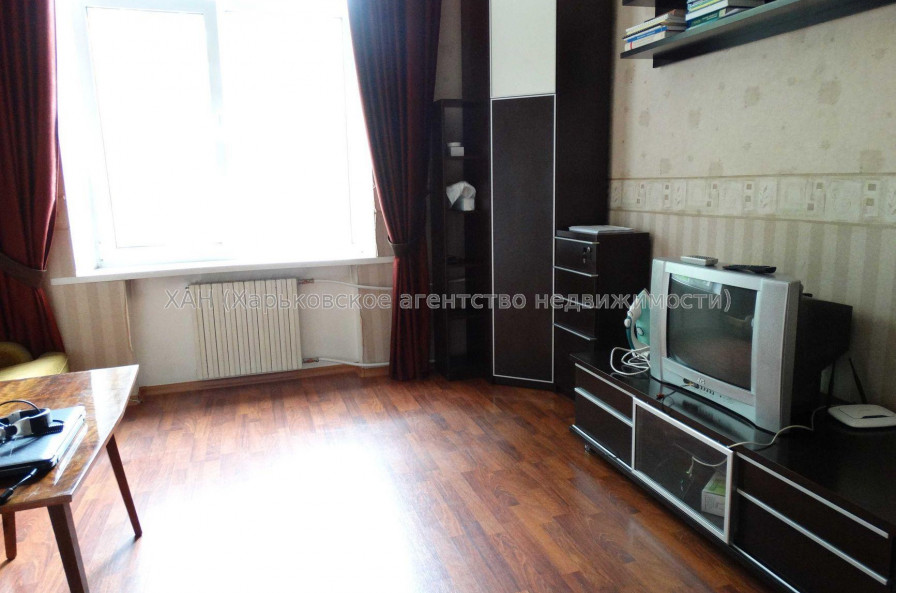 Продам квартиру, Культуры ул. , 3 кім., 65 м², капитальный ремонт 