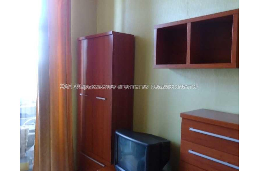 Продам квартиру, Культуры ул. , 3 кім., 65 м², капитальный ремонт 