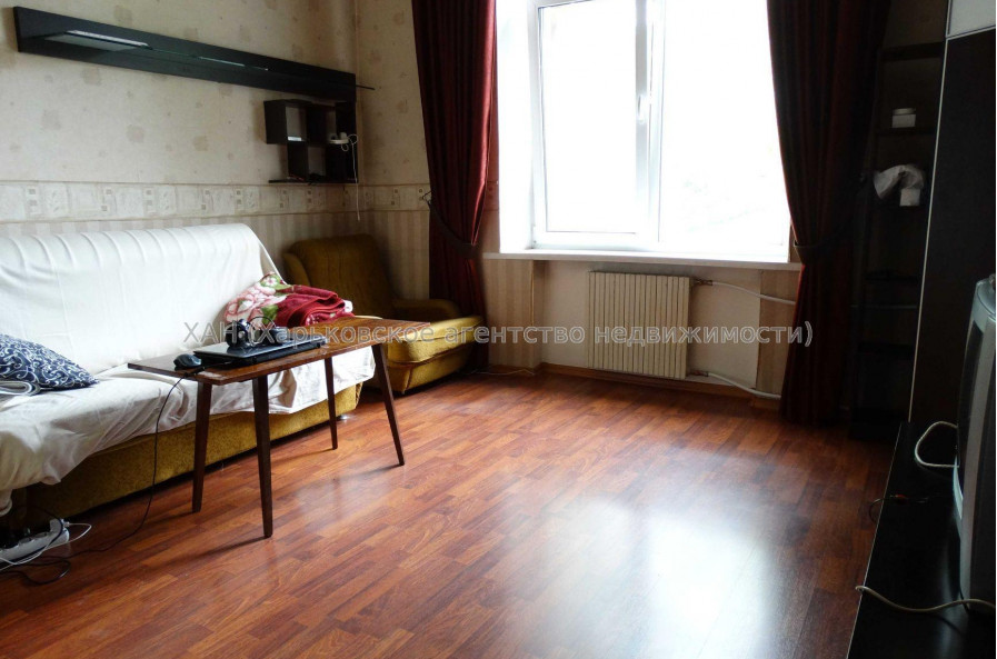 Продам квартиру, Культуры ул. , 3 кім., 65 м², капитальный ремонт 