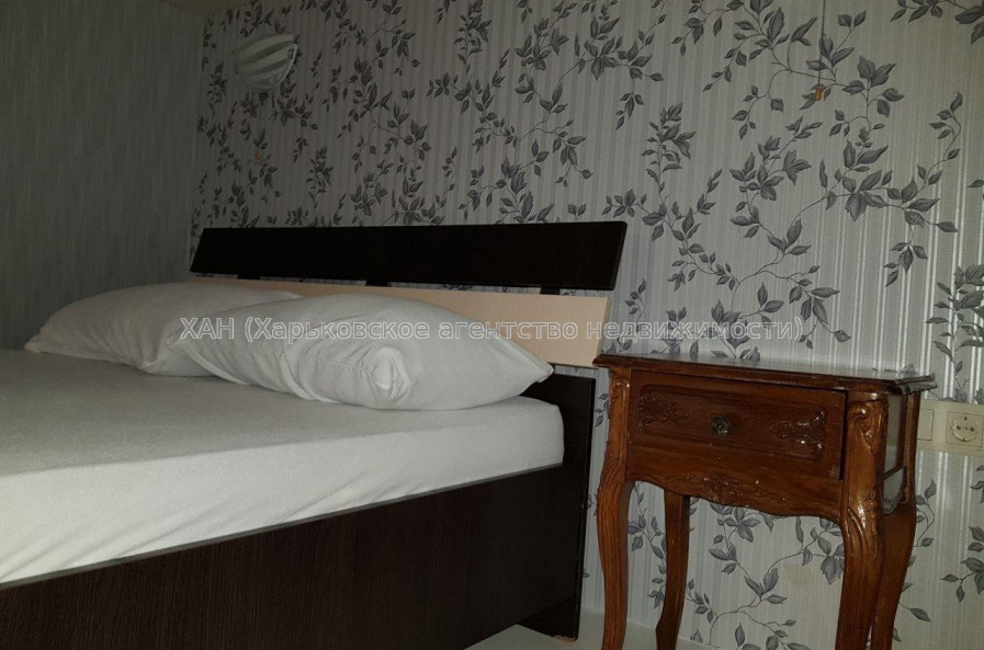 Продам квартиру, Шевченковский пер. , 1 кім., 19 м², капитальный ремонт 