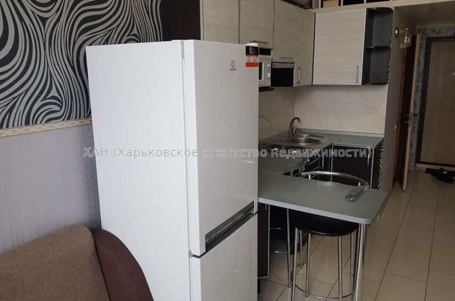 Продам квартиру, Шевченковский пер. , 1 кім., 19 м², капитальный ремонт 