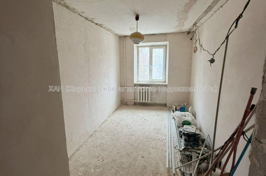 Продам квартиру, 12 Апреля ул. , 3 кім., 61 м², без отделочных работ 