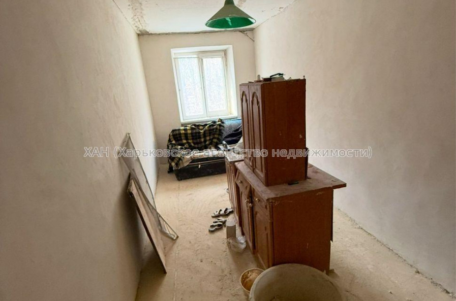 Продам квартиру, 12 Апреля ул. , 3 кім., 61 м², без отделочных работ 