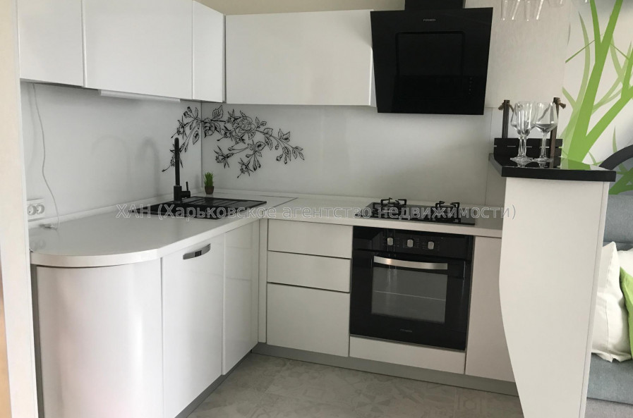 Продам квартиру, Салтовское шоссе , 73В , 2  ком., 47 м², авторский дизайн 
