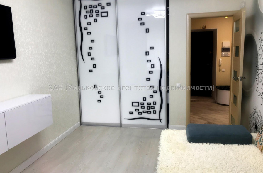 Продам квартиру, Салтовское шоссе , 73В , 2  ком., 47 м², авторский дизайн 