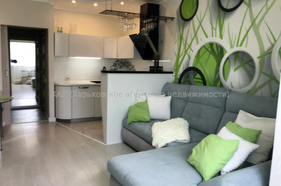 Продам квартиру, Салтовское шоссе , 73В , 2  ком., 47 м², авторский дизайн 