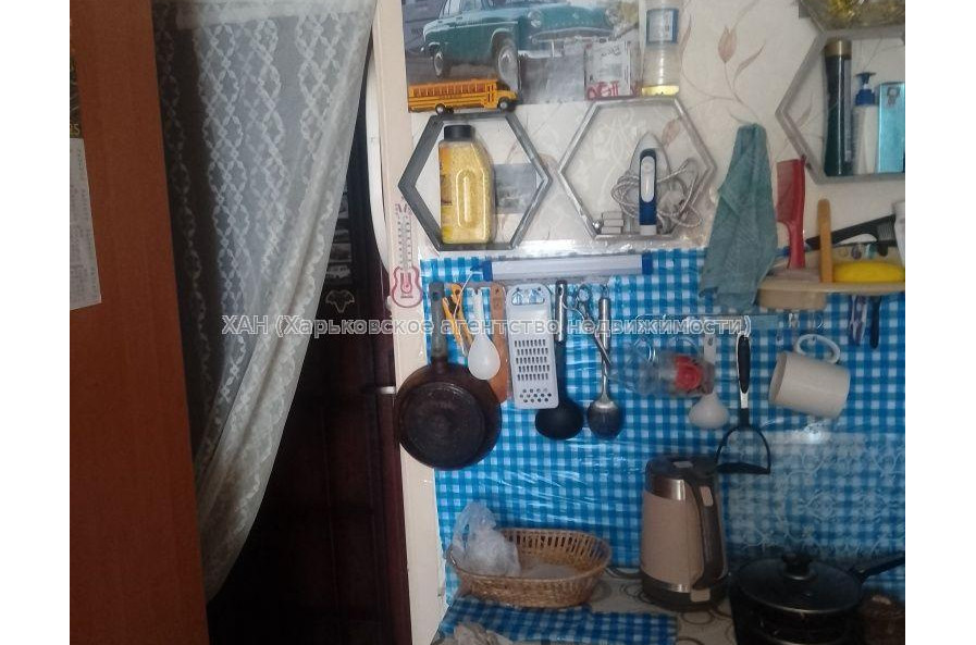 Продам квартиру, Мира ул. , 1 кім., 11 м², советский ремонт 