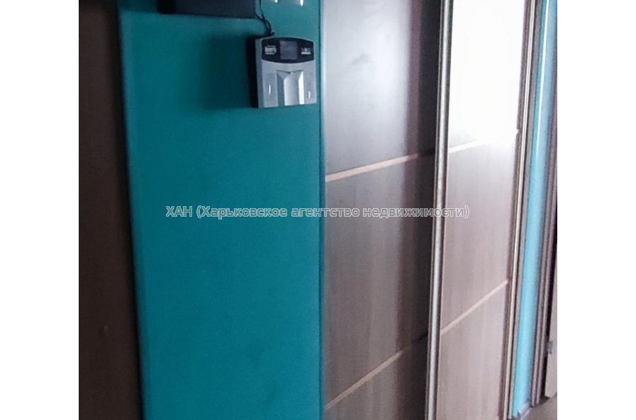 Продам квартиру, Гвардейцев Широнинцев ул. , 2  ком., 70 м², капитальный ремонт 