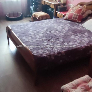 Продам квартиру, Гвардейцев Широнинцев ул. , 2  ком., 70 м², капитальный ремонт 