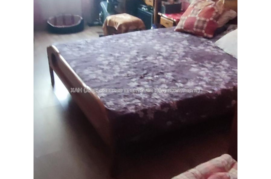 Продам квартиру, Гвардейцев Широнинцев ул. , 2  ком., 70 м², капитальный ремонт 