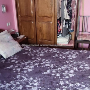 Продам квартиру, Гвардейцев Широнинцев ул. , 2  ком., 70 м², капитальный ремонт 