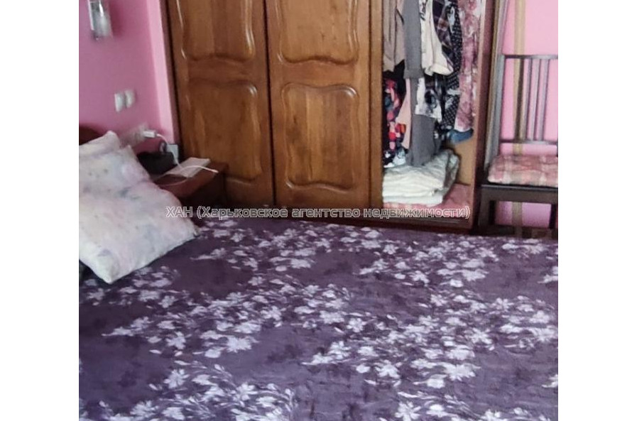 Продам квартиру, Гвардейцев Широнинцев ул. , 2  ком., 70 м², капитальный ремонт 