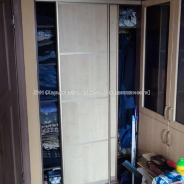 Продам квартиру, Гвардейцев Широнинцев ул. , 2  ком., 70 м², капитальный ремонт 