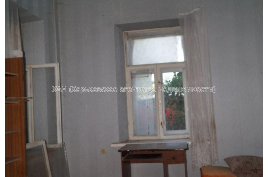 Продам квартиру, Грековская ул. , 4 кім., 77.60 м², советский ремонт 