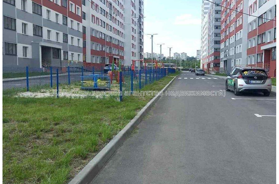 Продам квартиру, Шевченко ул. , 2  ком., 60.90 м², без внутренних работ 