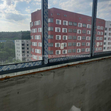 Продам квартиру, Шевченко ул. , 2 кім., 60.90 м², без внутренних работ 