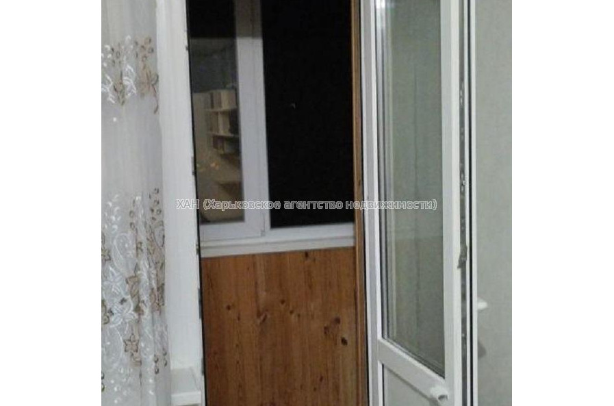 Продам квартиру, Гвардейцев Широнинцев ул. , 1 кім., 30.90 м², косметический ремонт 
